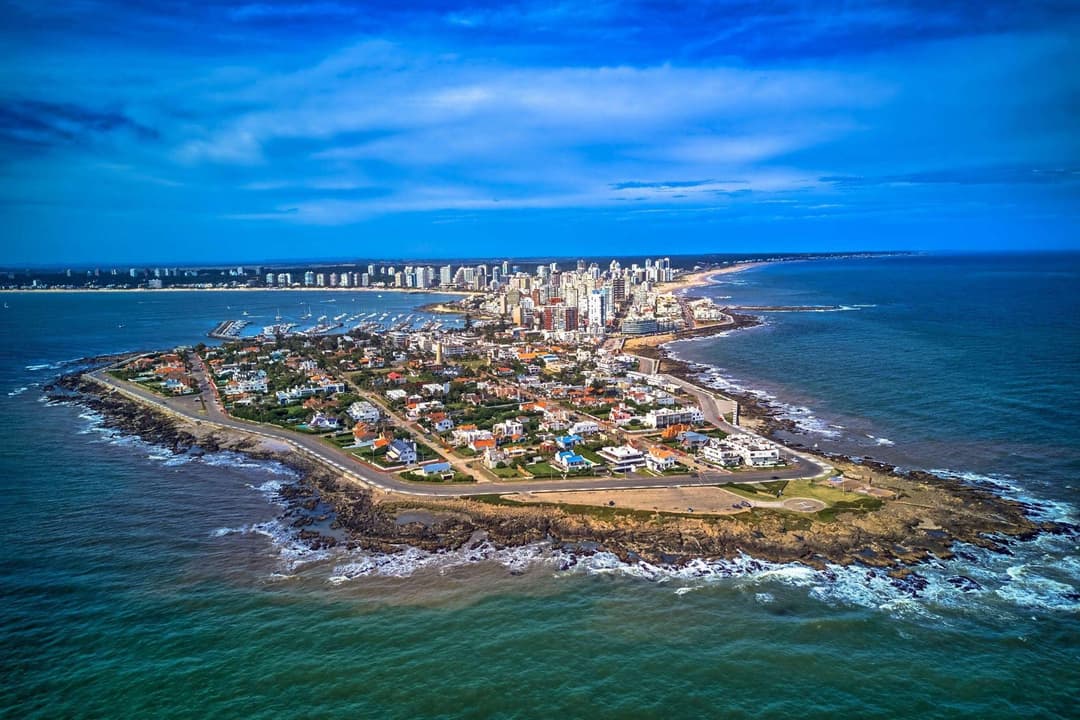 annual-compliance-uruguay