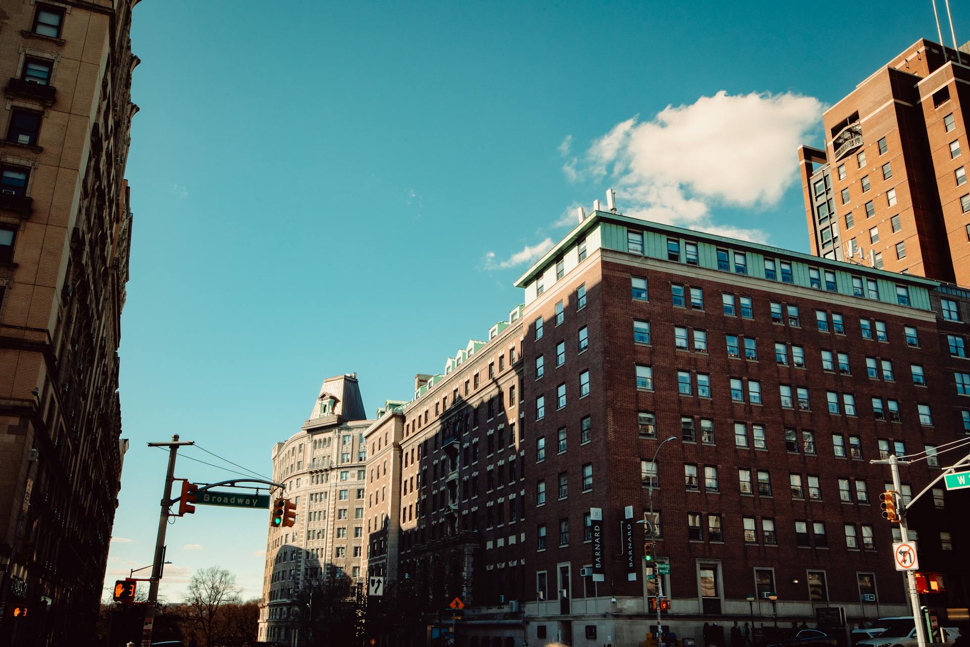 division-vs-subsidiary-whats-the-difference