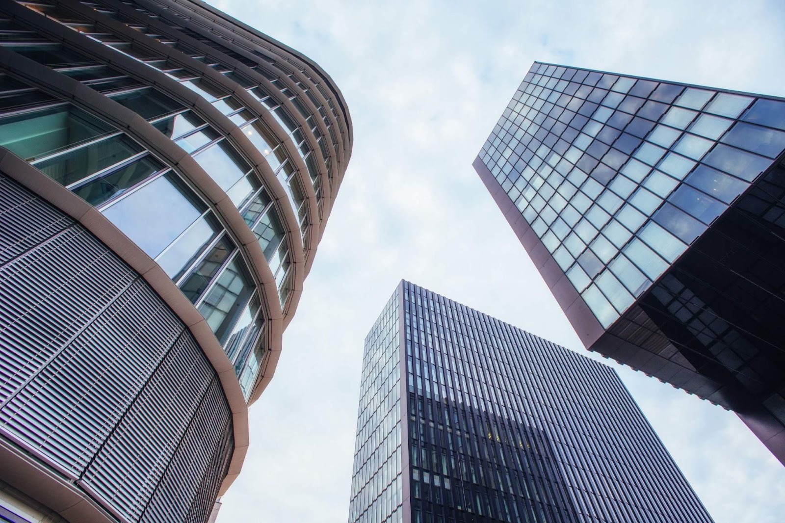 change-registered-office-hungary