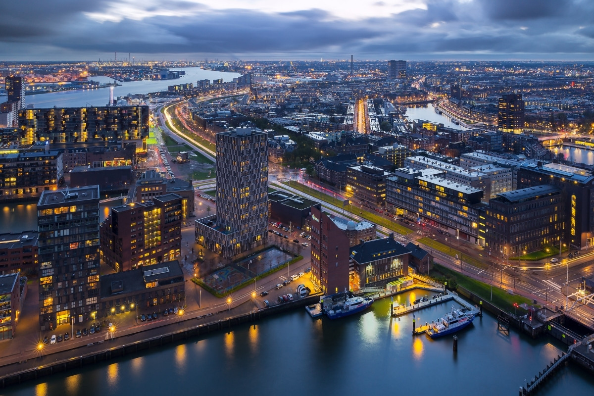 resident-director-service-netherlands