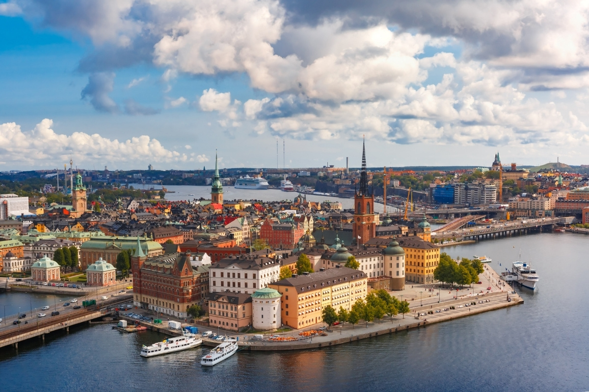resident-director-services-sweden