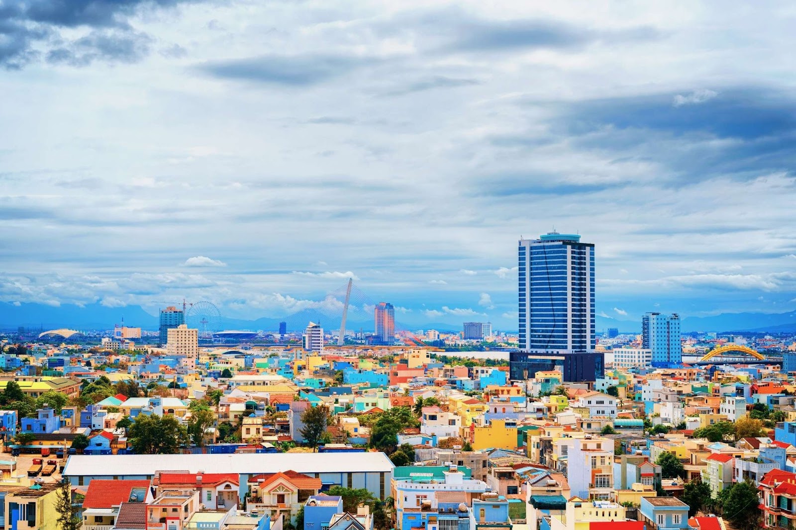 resident-director-services-vietnam